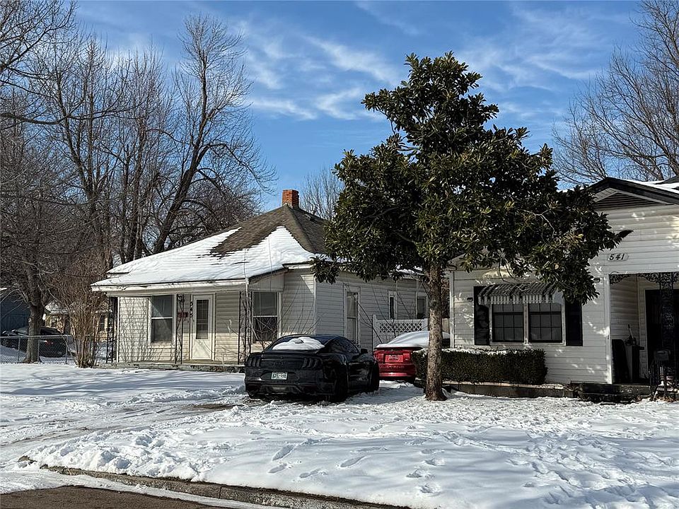 1st image of 545 SW 26th St
