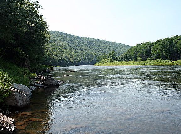 3rd image of 4382 River Rd