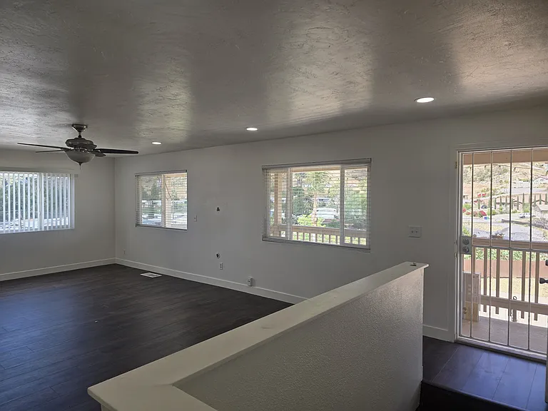 1221 Topper Ln — Photo 12