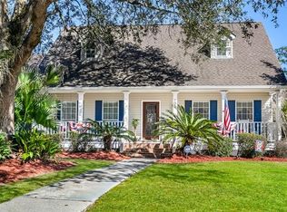 102 W Port Ct, Slidell, LA 70460