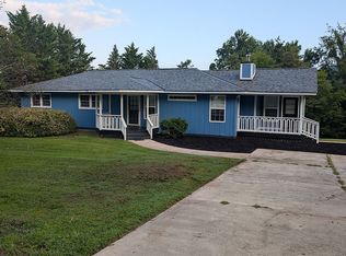 1811 Central Ave, Elizabethton, TN 37643