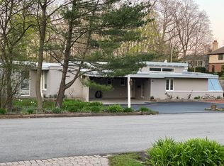 1001 Hillside Dr, Northbrook, IL 60062