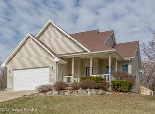 513 Clarks Ln NE, Mitchellville, IA 50169
