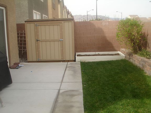 shed and raised planter box