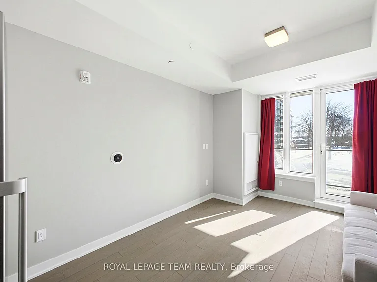 360 Deschatelets Ave E #209 — Photo 9