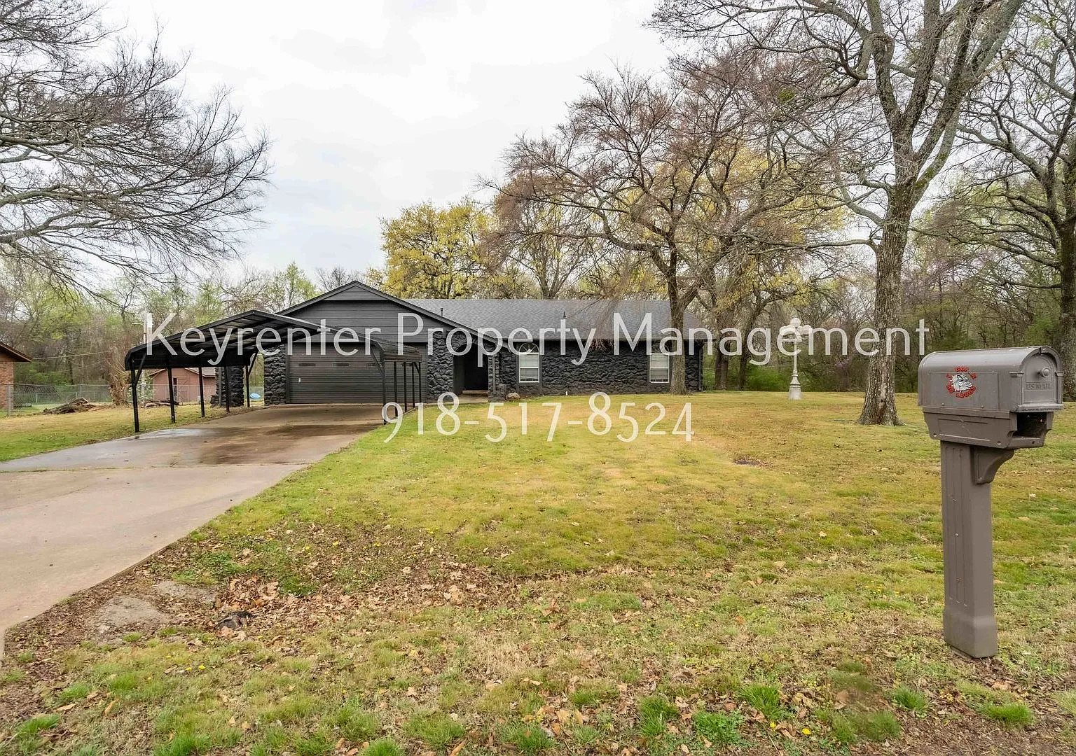Beautifully Redone 3 Bedroom House! Available for August Move in! — Photo 1