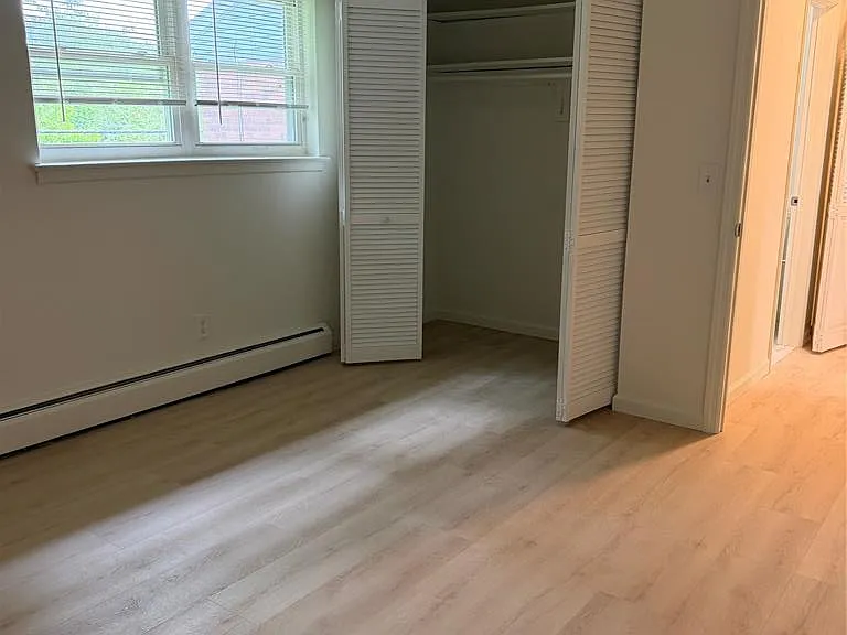 6 Colonial Dr #7 — Photo 1