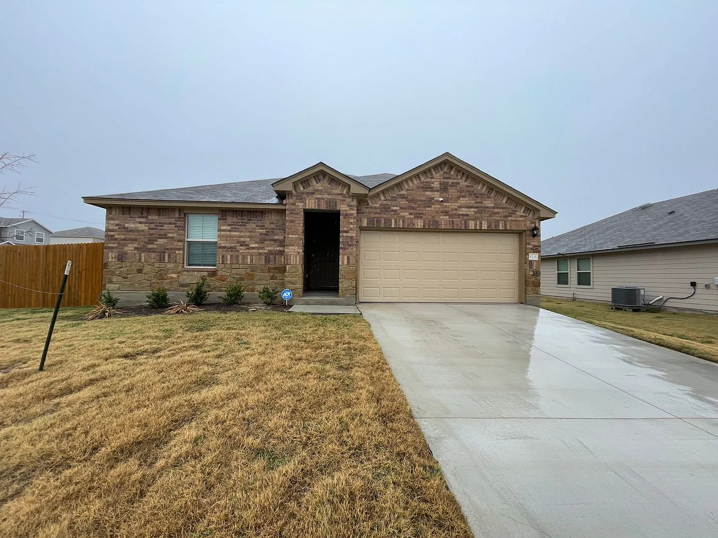 3-Bedroom House for Rent in Killeen — Photo 2