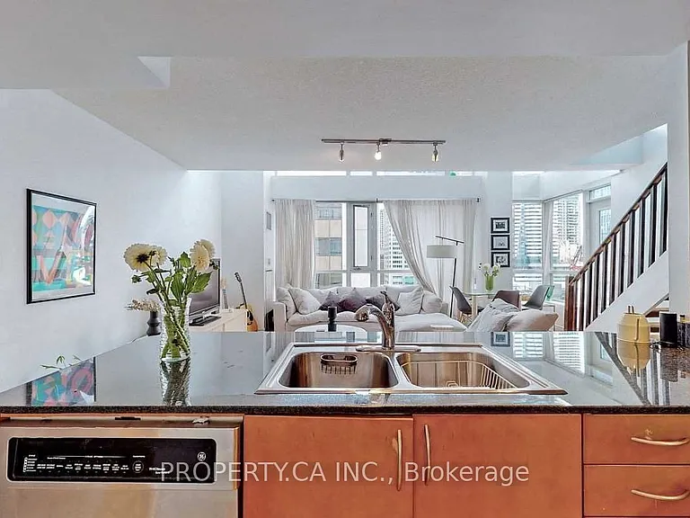 80 Cumberland St #1110 — Photo 5
