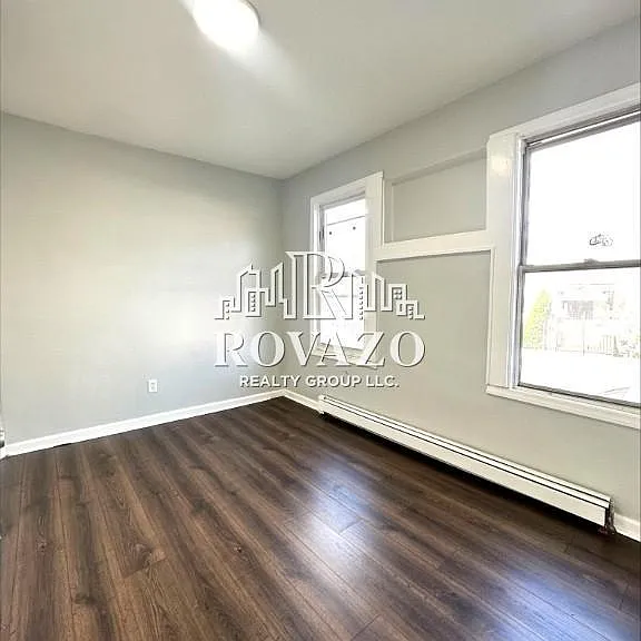 53 Tillinghast St #2R — Photo 3