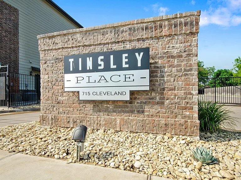 Tinsley Place — Photo 8