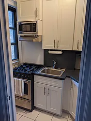 Rented by Arwell Realty