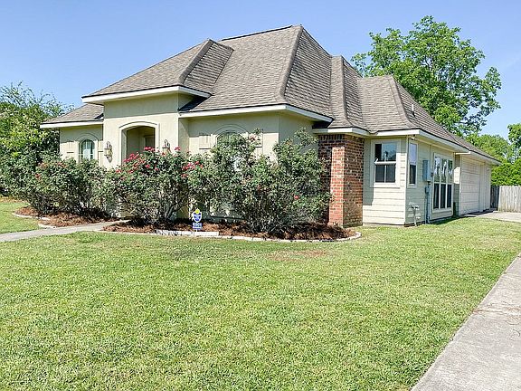 2nd image of 6901 Lakecrest Dr