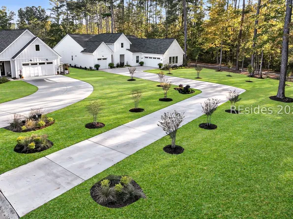 735 Firethorn Ln, Hardeeville, SC 29927