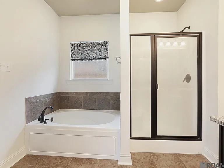16248 Timberstone Dr — Photo 11