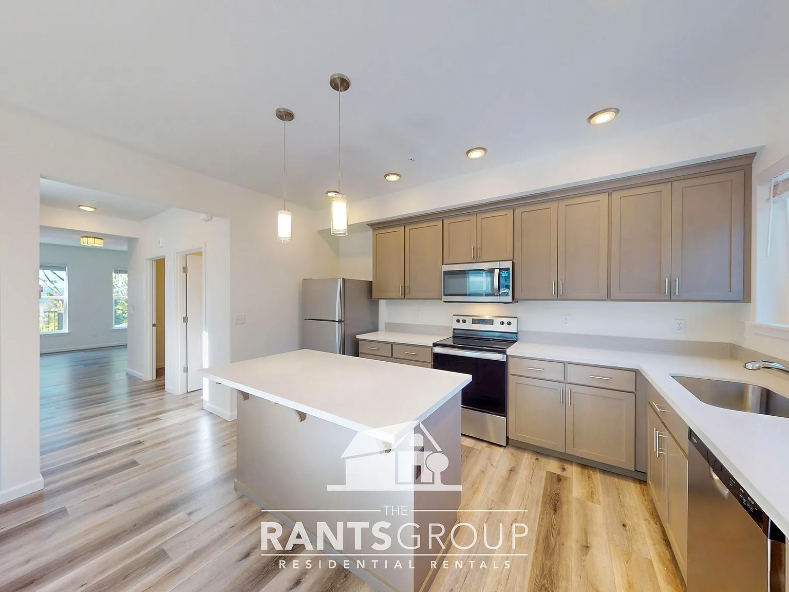 Forest Park Townhomes — Photo 3