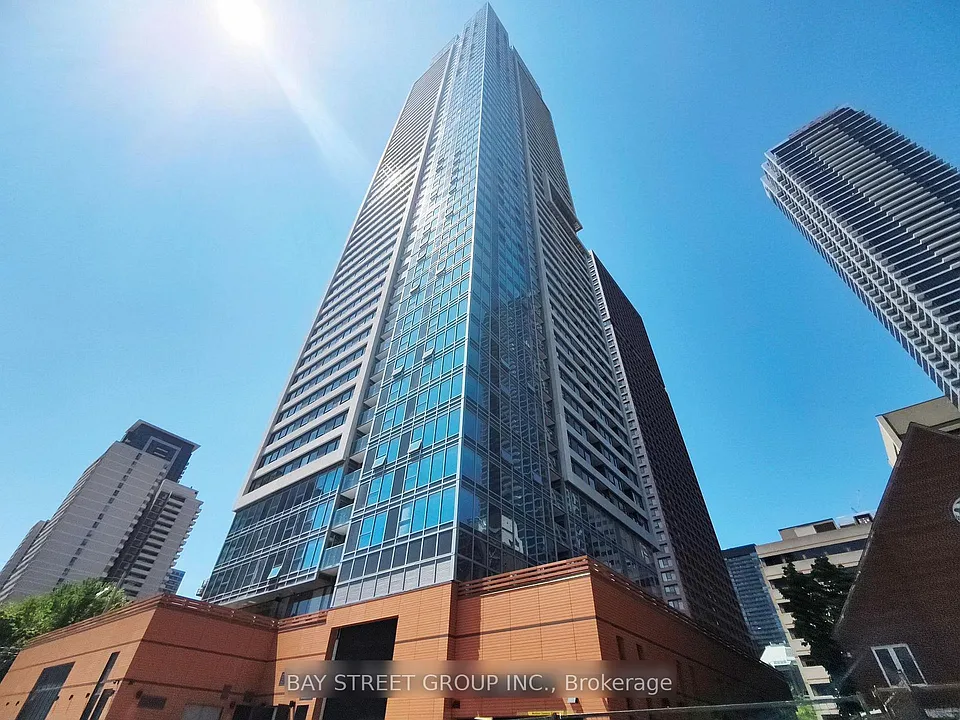 609 Sherbourne St #4605