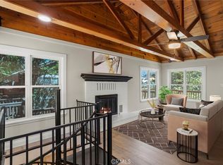 812 Bergschrund Dr, Crestline, CA 92325