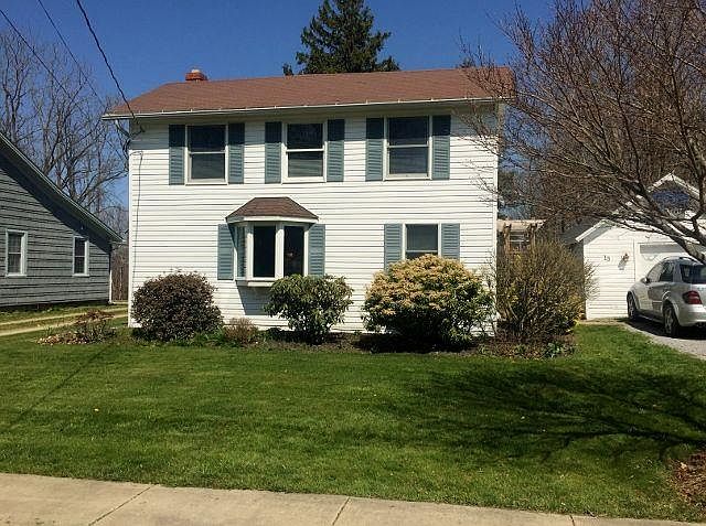 1st image of 15 Chestnut St