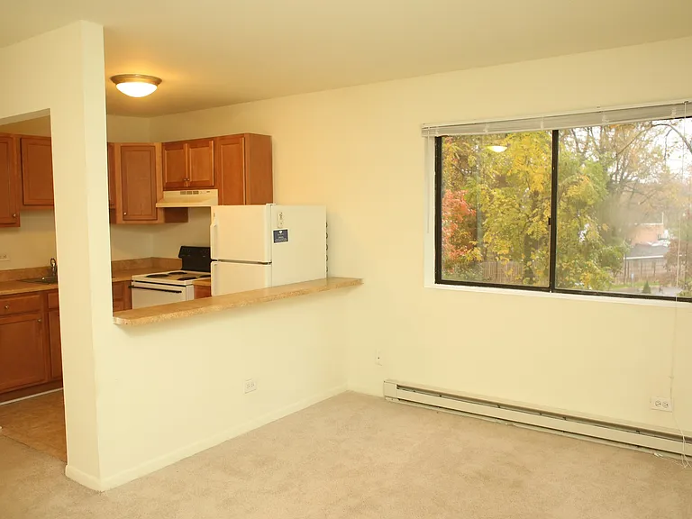 Lynnhaven Apartments — Photo 24