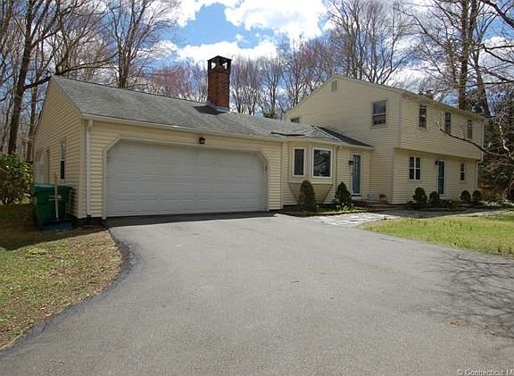 478 Green Hill Road welcomes you!