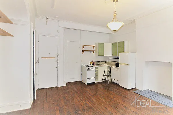 Rented by Ideal Properties Group | media 14