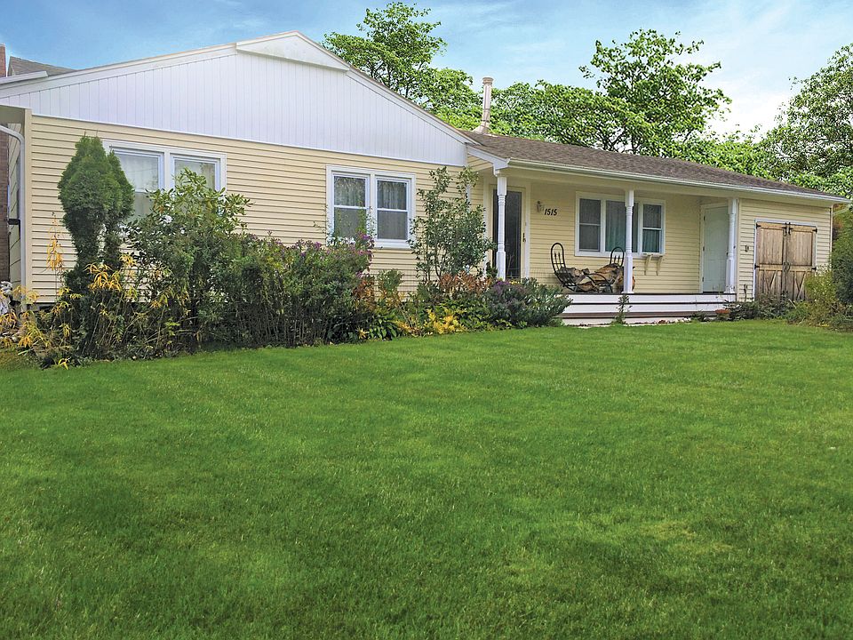 1st image of 1515 Henrys Ln