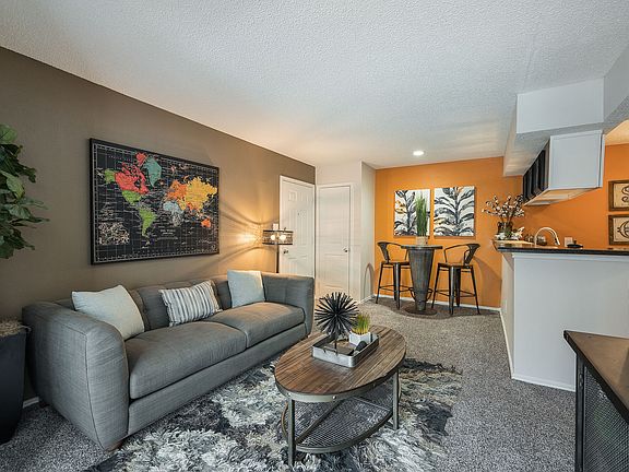 5th image of 6047 S Hulen St #5905C