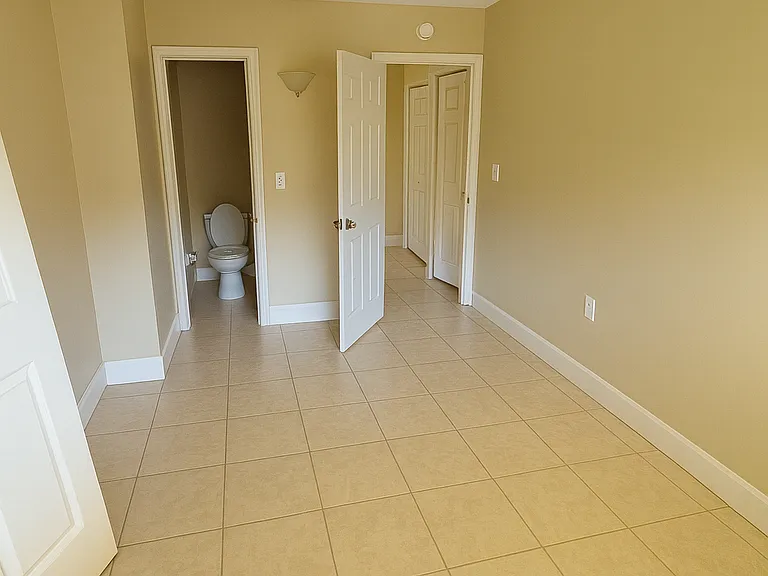 1800 3rd Ct SE #E — Photo 2