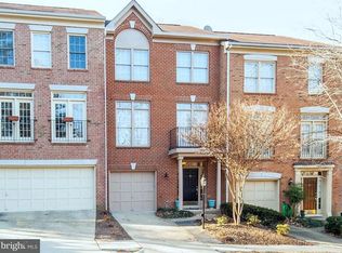 1303 Sundial Dr, Reston, VA 20194