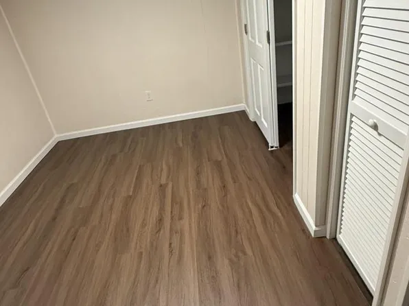 31398 Greta Rd, Atlantic, VA 23303