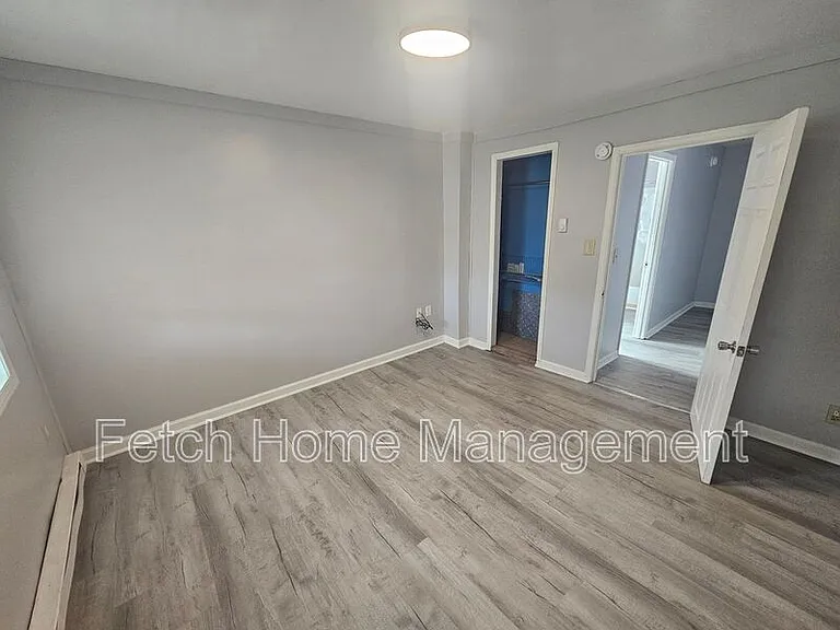 1854 Walnut St — Photo 14