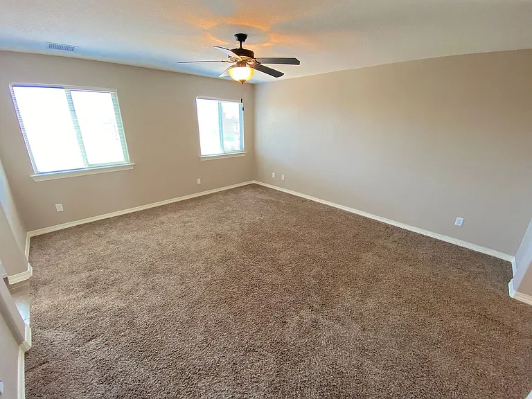 4933 Ruben Soto Dr — Photo 31
