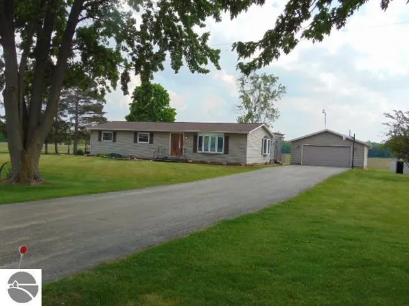 11300 E Saint Charles Rd, Wheeler, MI 48662