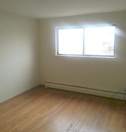 3rd image of 8300 S King Dr