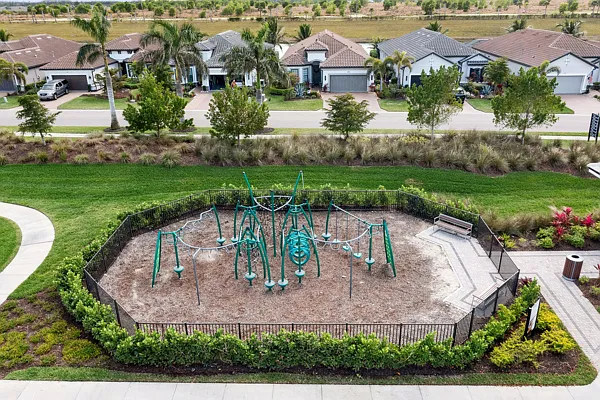 17405 Caravita Ln — Photo 42