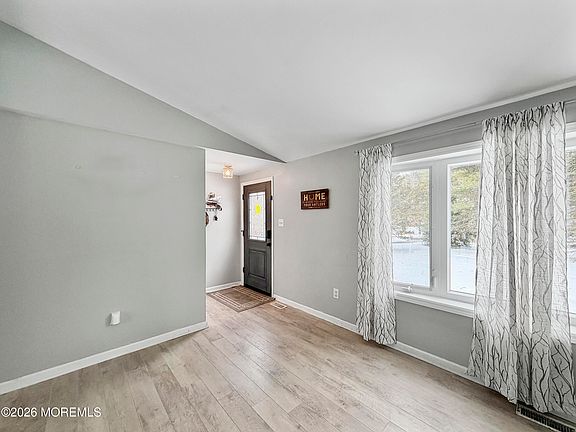 3rd image of 260 Perrineville Road