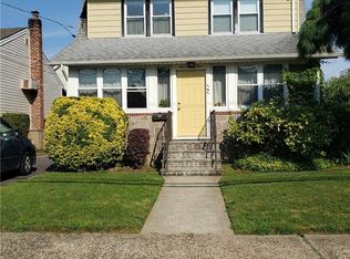 191 Rockaway Pkwy, Valley Stream, NY 11580