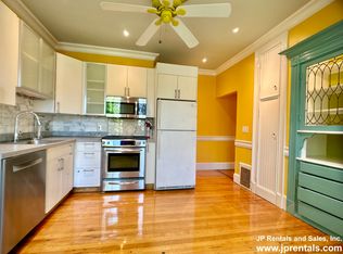 8 Oakview Ter #2, Jamaica Plain, MA 02130