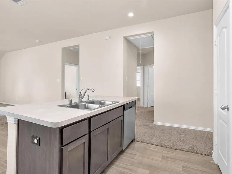 223 Shoreview Dr — Photo 19