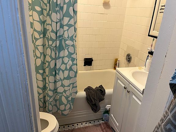 4th image of 9 Sewall Ave APT 302