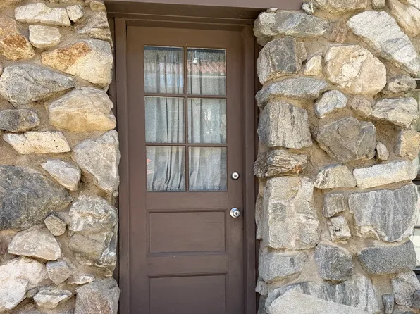 17523 Elizabeth Lake Rd, Lake Hughes, CA 93532