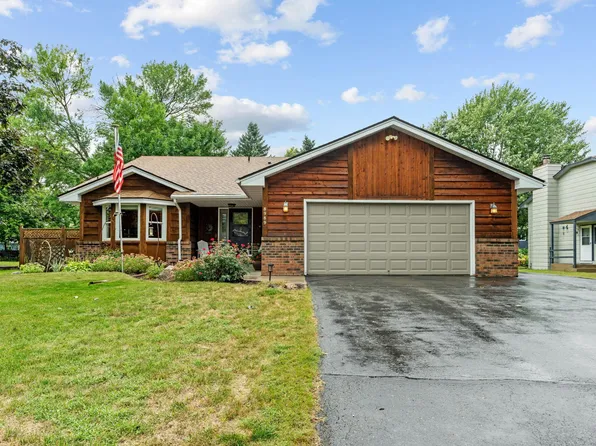 8989 Kirkwood Cir N, Maple Grove, MN 55369