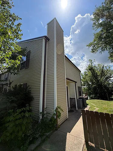 921 Kingsbury Dr #C Photo 1