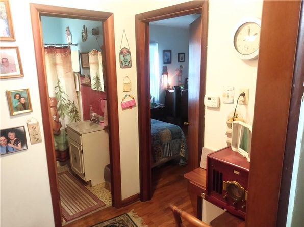 1407 & 1409 Brown Ave, Osawatomie, KS 66064