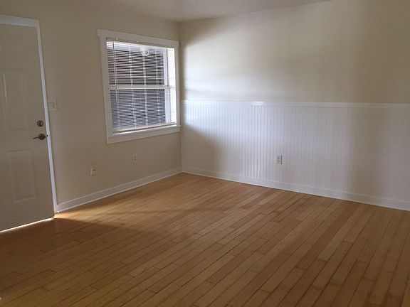 3rd image of 307 Adams Ave APT 14