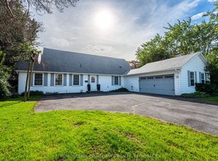 34 Cambridge Cres, Loyalist, ON K7N1R3