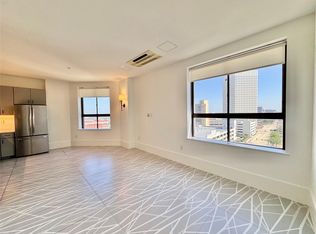 2201 Market St #901, Galveston, TX 77550