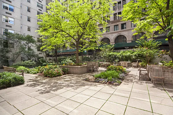 Sold by Compass | media 16