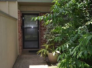 900 W Village Ln, Austin, TX 78758